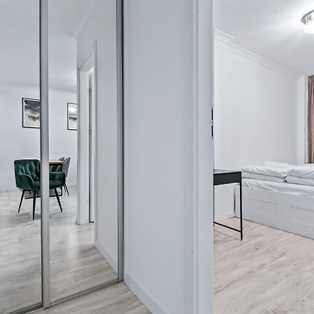 Rentplanet - Apartament Muranow Warszawa Zewnętrze zdjęcie